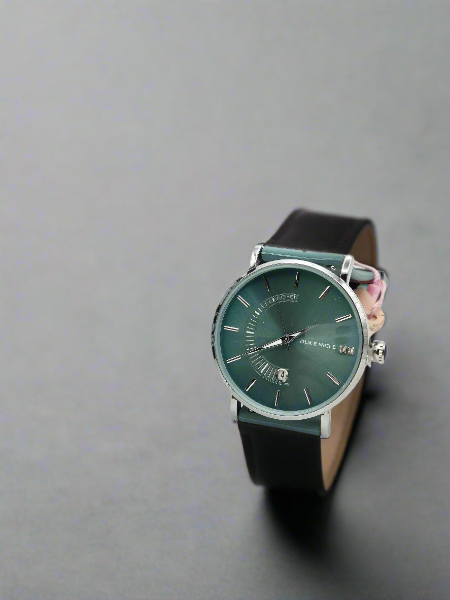 Green Elegance: DUKE NICLE Timepiece
