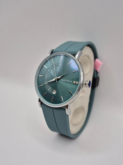 Green Elegance: DUKE NICLE Timepiece