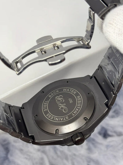 Hublot Diamond Cut Date Watch